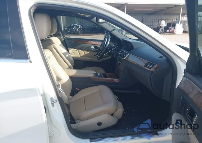 WDDHF5KB8CA650180: 42673840