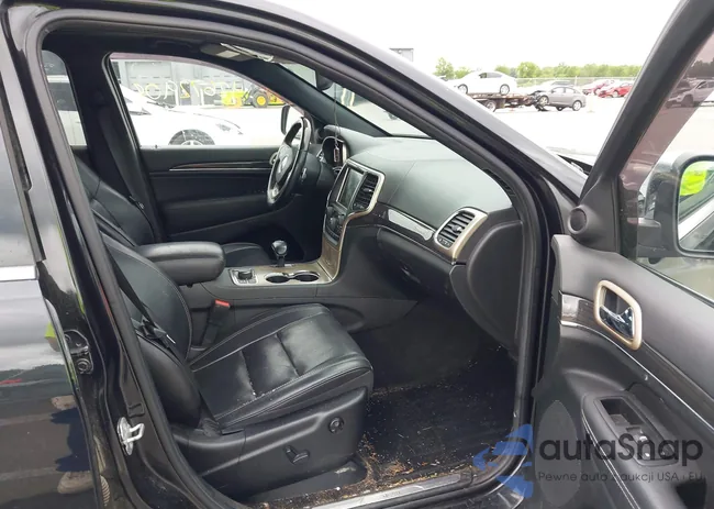 1C4RJFCG3EC426142: 42672908