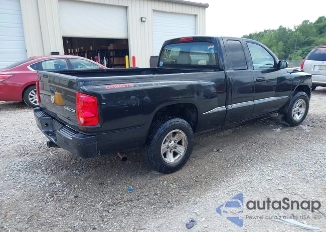 1D7RE2BK8BS537845: 42672944