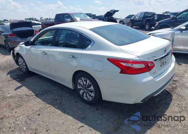 1N4AL3AP1GN306300: 42672960