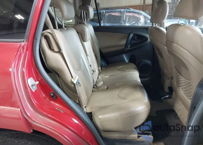 2T3BK31V09W005643: 42672970