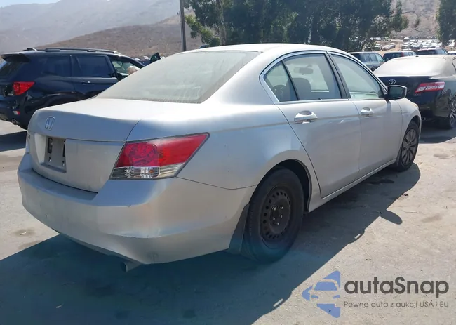 1HGCP26309A092757: 42673156