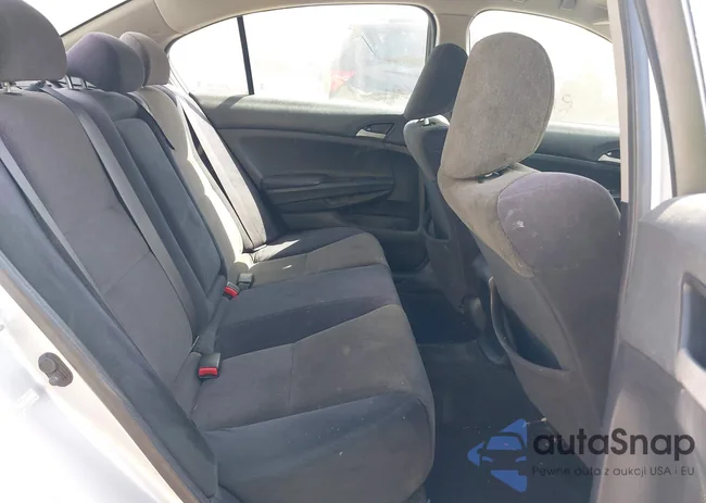 1HGCP26309A092757: 42673156