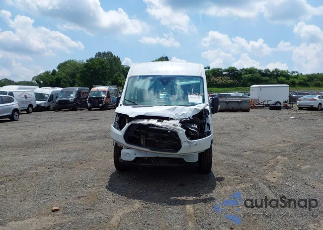 1FTYR2CG1JKA93985: 42674380