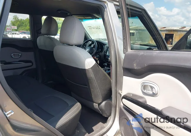 KNDJP3A58G7260059: 42674721