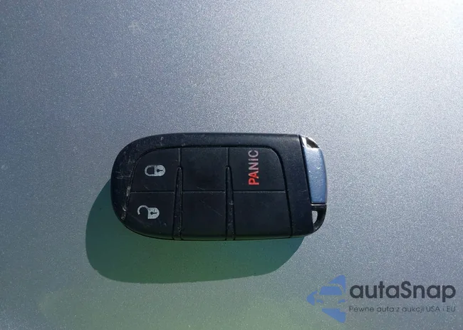 3C4PDCBG9JT263607: 42674735