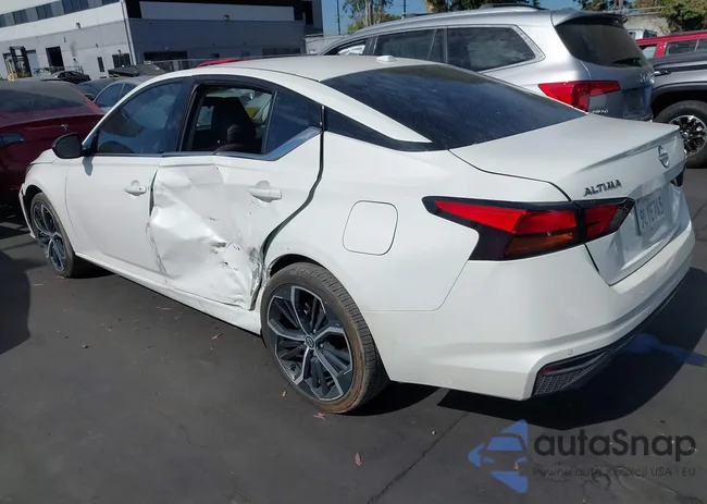 1N4BL4CV5RN355606: 42674773