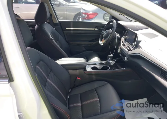 1N4BL4CV5RN355606: 42674773