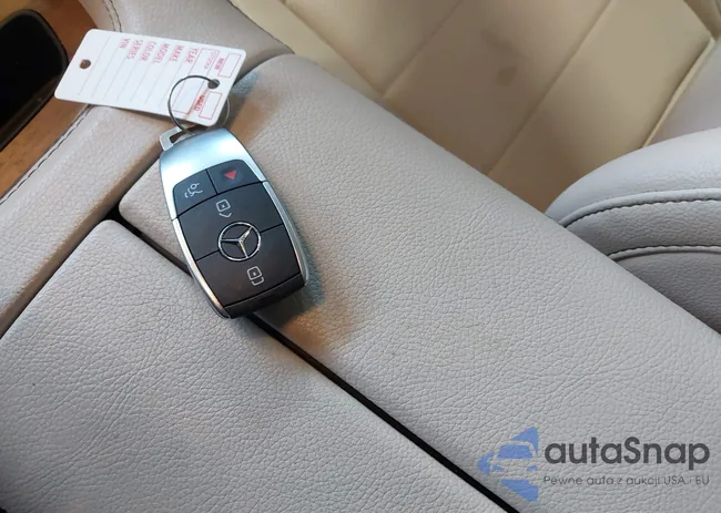 4JGFB4KB3NA830382: 42674817