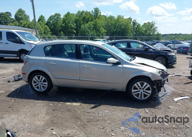 W08AT671X85122630: 42673902