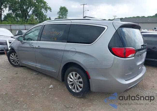 2C4RC1BG6JR217557: 42674094