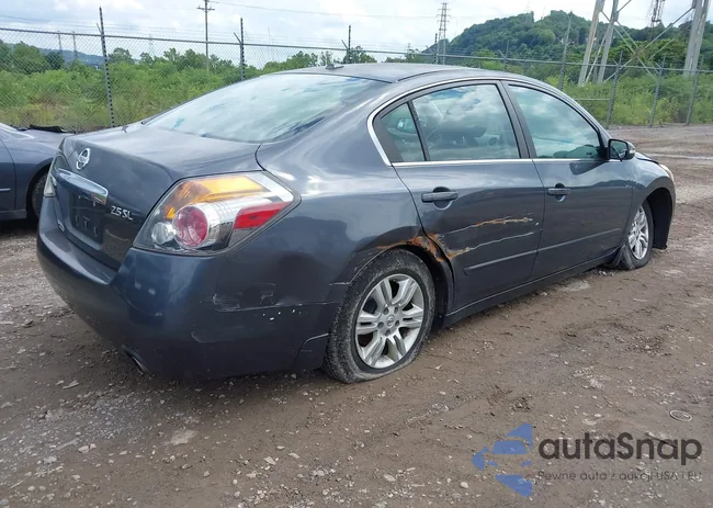 1N4AL2AP9AC103944: 42674279