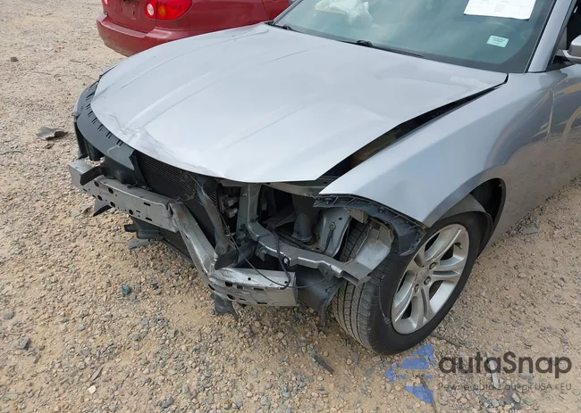 2C3CDXBG9FH751868: 42675373