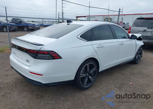 1HGCY2F50RA073818: 42675829