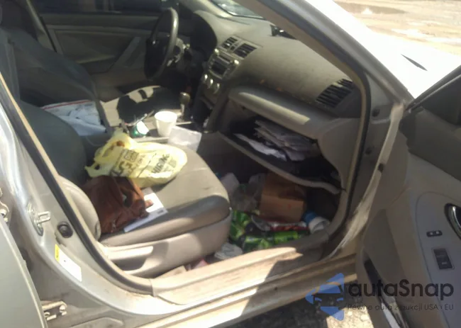 4T1BF3EK2AU527062: 42675832