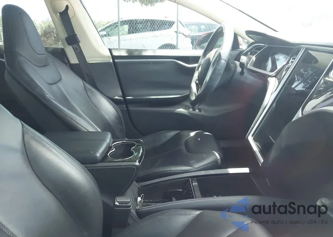 5YJSA1CN7DFP26562: 42674896