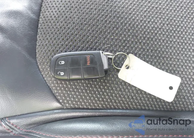 3C4NJDDB1JT451464: 42674943