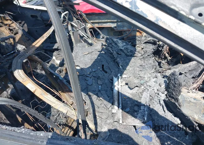 KMHTC6AD4DU093401: 42674951