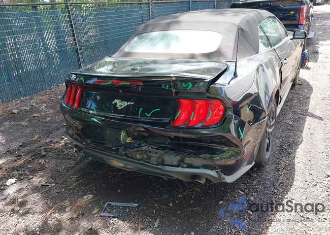 1FATP8UH4J5117856: 42675106