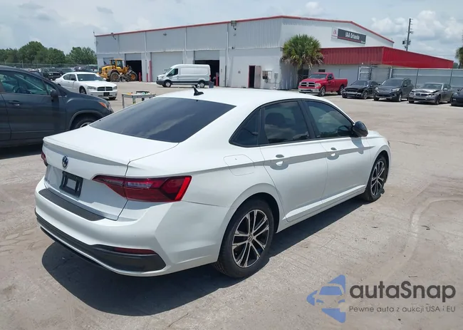 3VWBM7BU3PM031012: 42676748