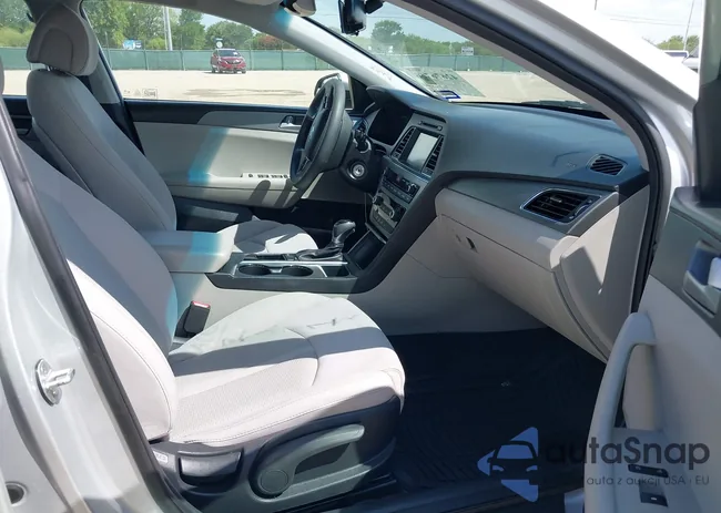 5NPE24AFXGH327982: 42676766