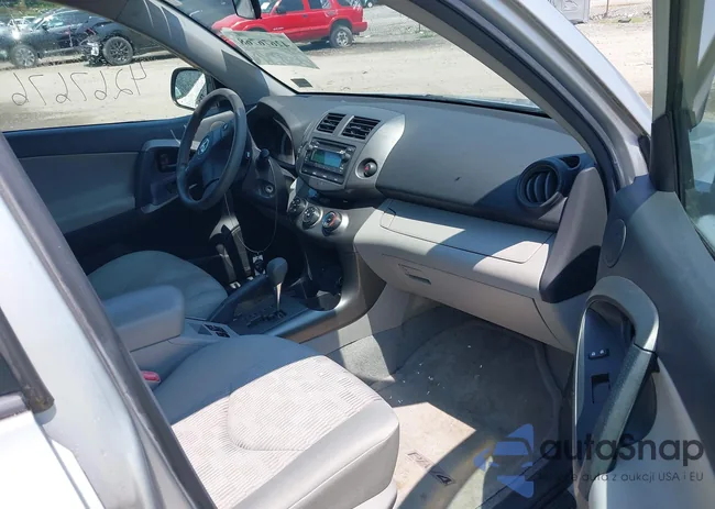 2T3BF4DV6CW270631: 42676768