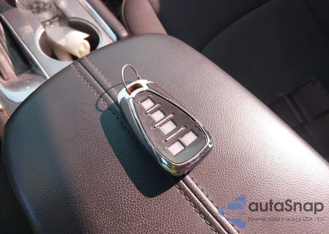 1G1ZE5ST9GF246008: 42676820