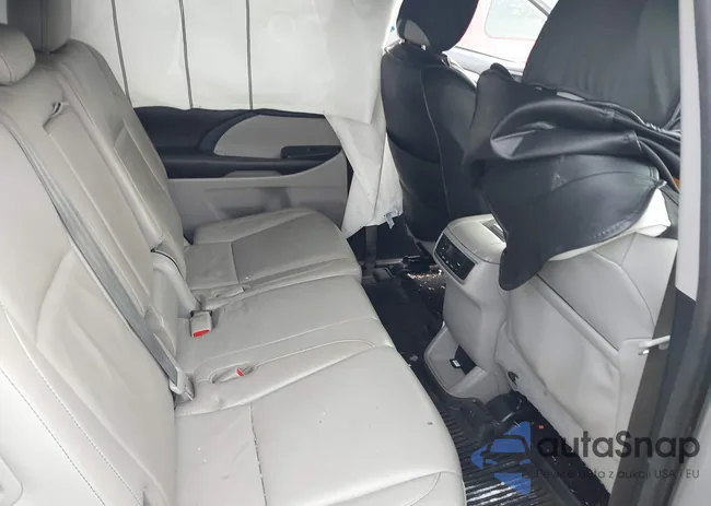 5TDJZRFH6JS550104: 42676132