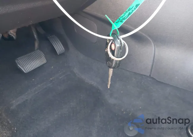 1FADP3E2XGL207213: 42676186