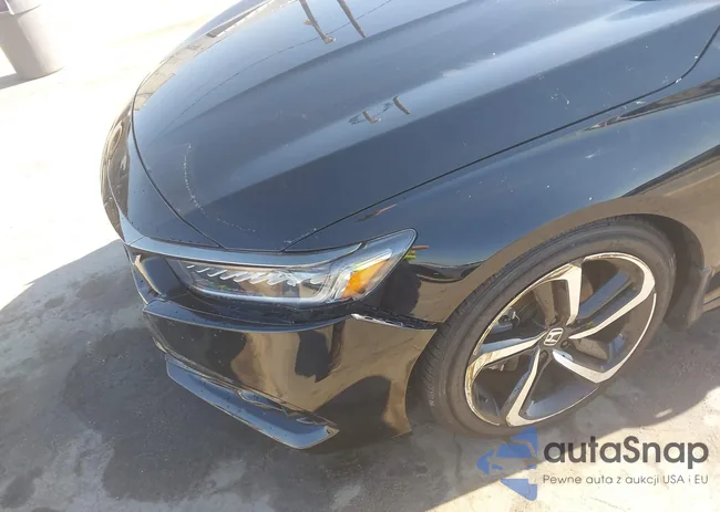 1HGCV1F38NA049228: 42676187