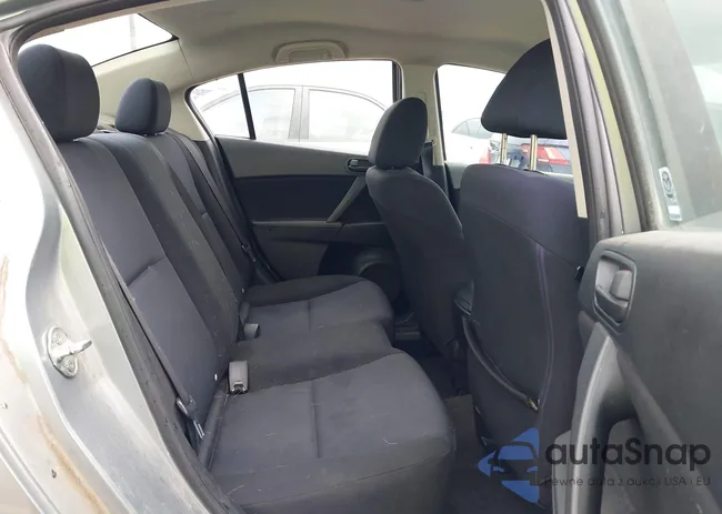 JM1BL1UF1B1391192: 42677389