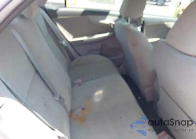 2T1BU4EE8DC981912: 42677600