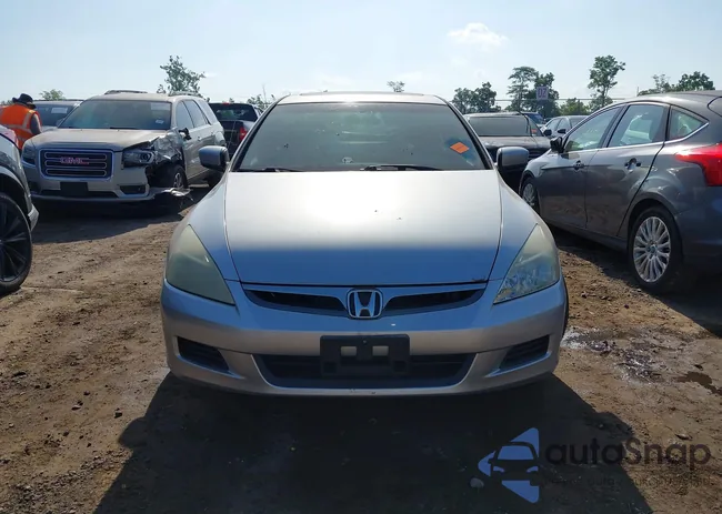 1HGCM66567A087786: 42677639