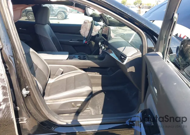 3GPKHWRM2RS542831: 42676927