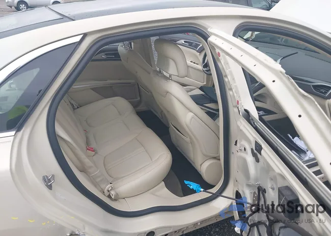 3LN6L2LU1ER805987: 42676969