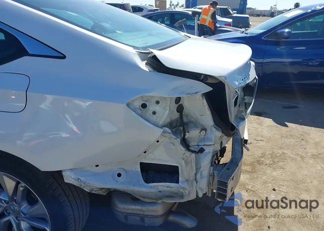 1HGCV1F13KA098704: 42677036