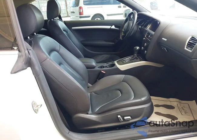 WAUCFAFH6FN006330: 42677095