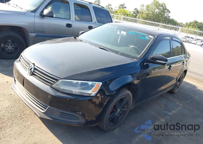 3VWLL7AJXEM393639: 42677223