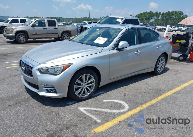 JN1BV7AR9FM421610: 42677288