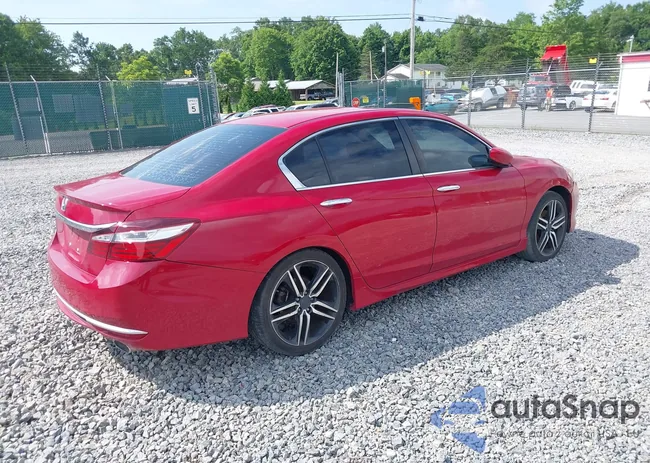 1HGCR2F5XHA095790: 42678318