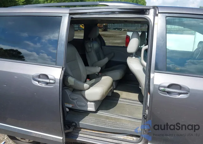 5TDYZ3DC5HS891362: 42678340