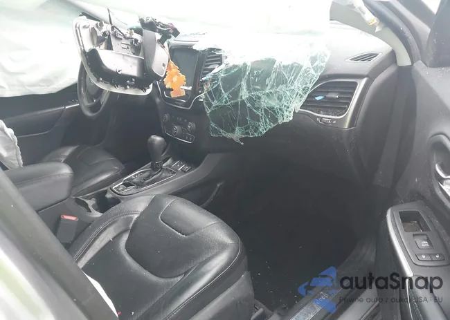 1C4PJLDB1KD243756: 42678571