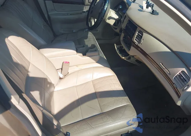 2G1WH52K359217336: 42678620