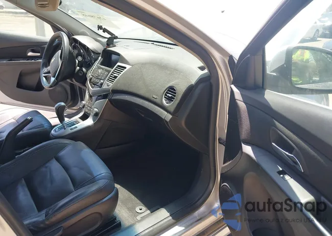 1G1PE5SB4D7158696: 42678648