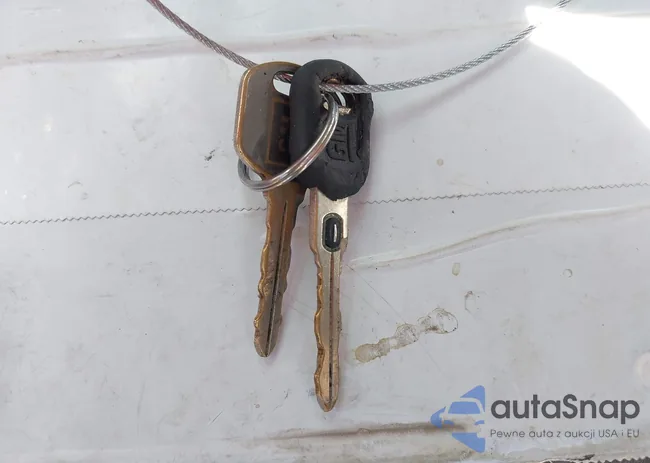 2G4WY55J521256011: 42678776