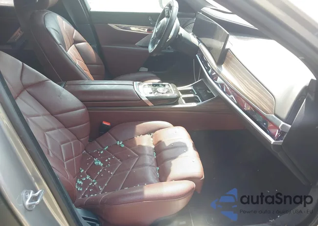 WBY53EJ06PCL42794: 42678777