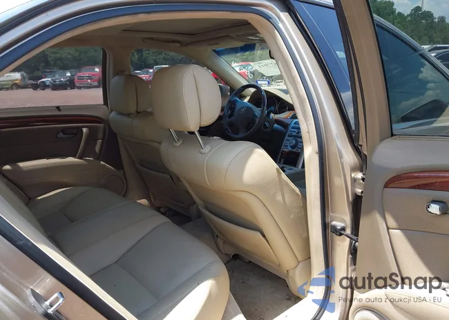 JH4KB16535C002941: 42677941