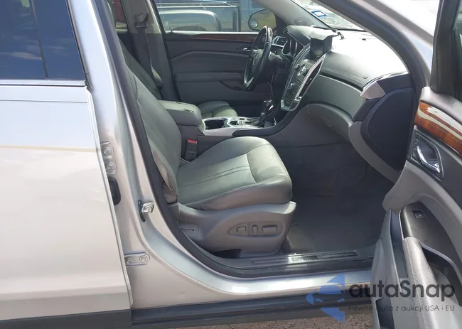 3GYFNAE39CS606389: 42678100