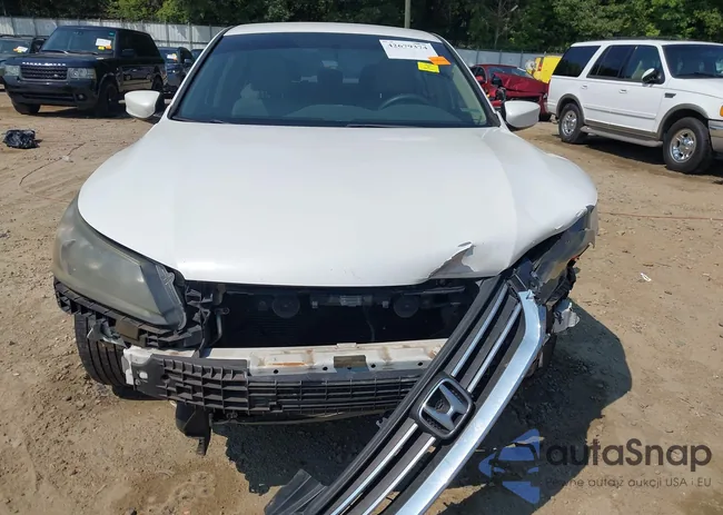 1HGCR2F34DA011441: 42679374