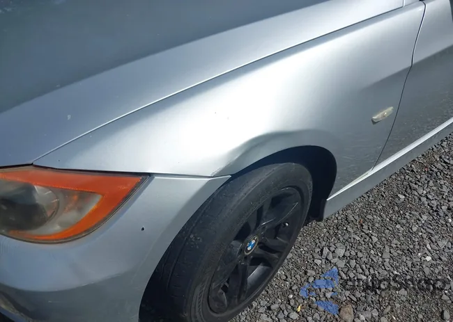 WBAVC73528KP37985: 42679403